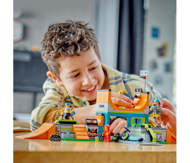 LEGO City 60364 Uliczny skatepark - 1144434 - zdjęcie 11